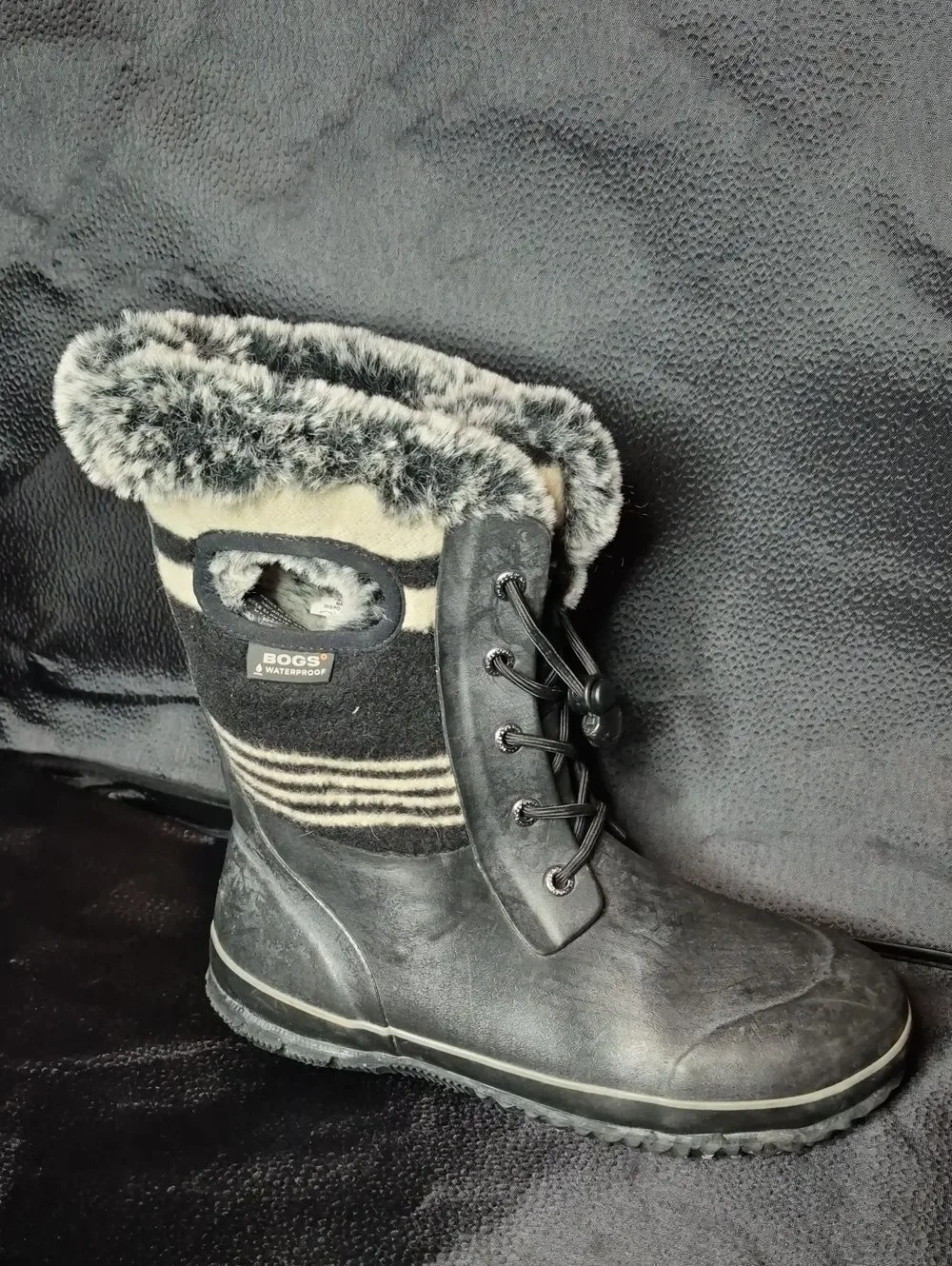 Bogs Arcata Big Kids Size 6 Waterproof Faux Fur Lined Boot